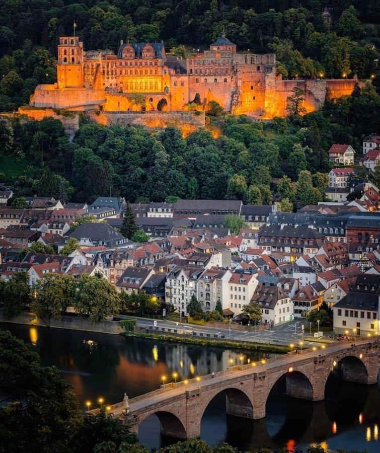 Philosophen Und Neckarblick Apartment Heidelberg Luaran gambar